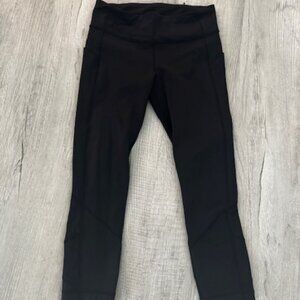 Lululemon Cropped Leggings - Size 6